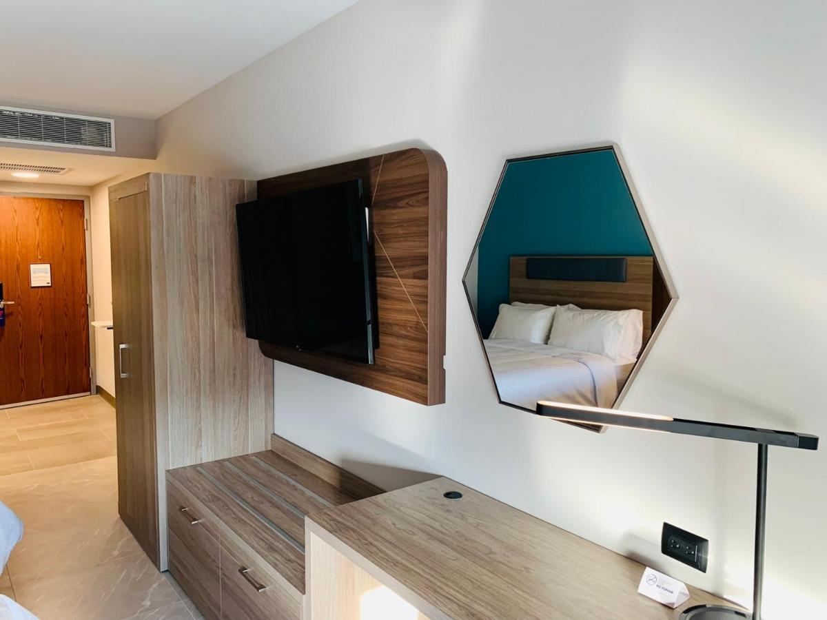 Holiday Inn Express - Guadalajara Vallarta Poniente By Ihg سابوبان المظهر الخارجي الصورة