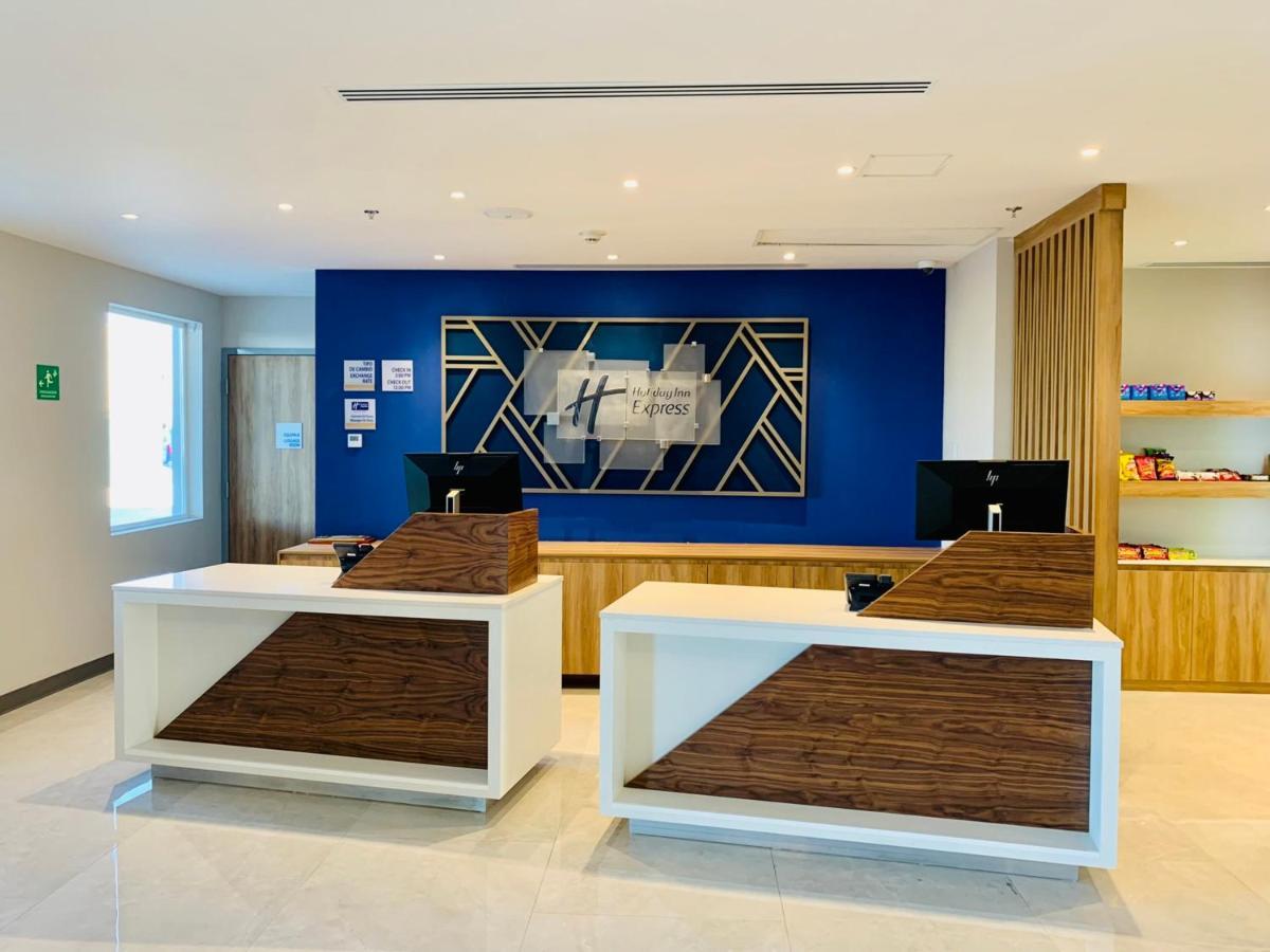 Holiday Inn Express - Guadalajara Vallarta Poniente By Ihg سابوبان المظهر الخارجي الصورة