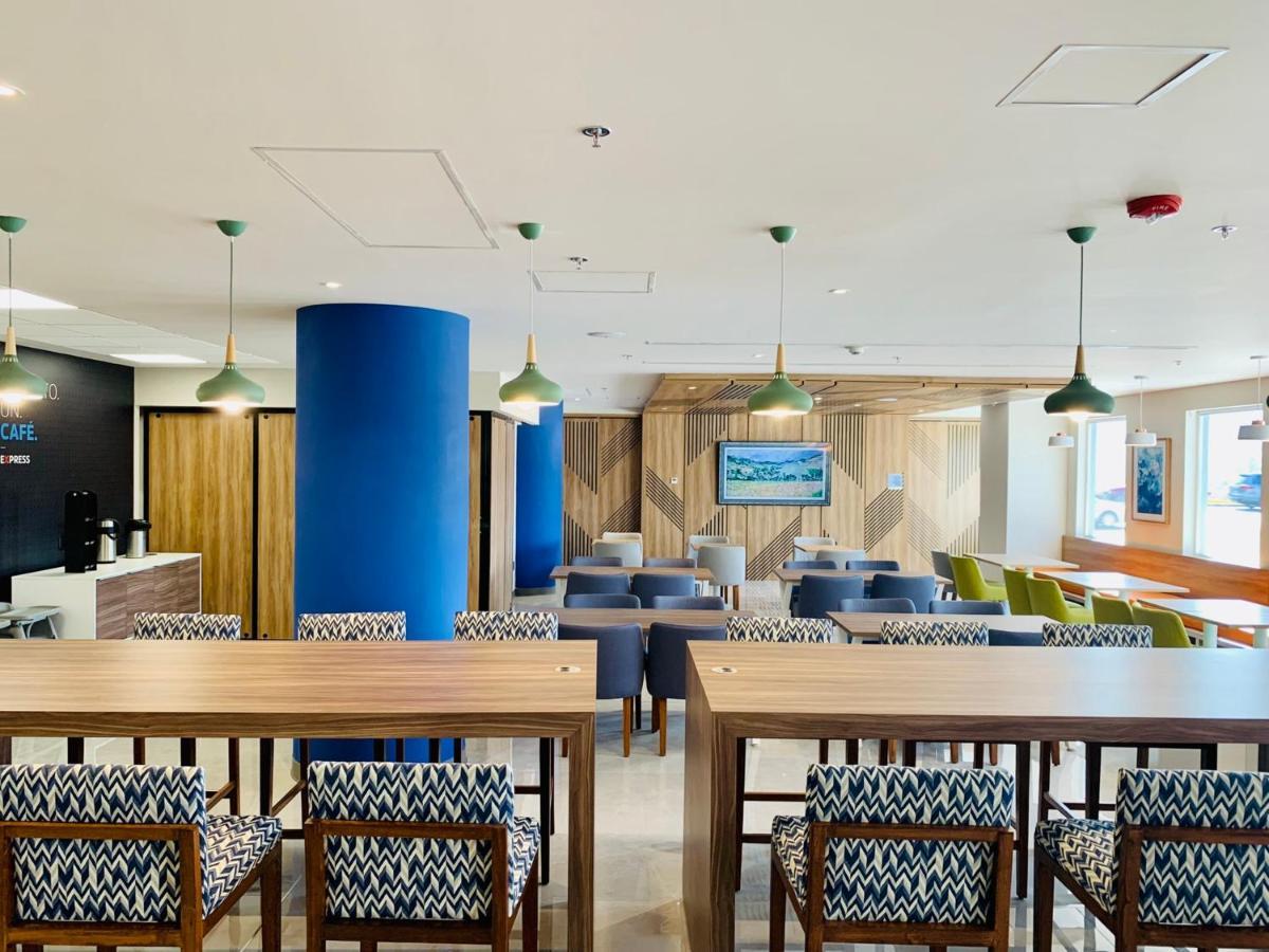 Holiday Inn Express - Guadalajara Vallarta Poniente By Ihg سابوبان المظهر الخارجي الصورة
