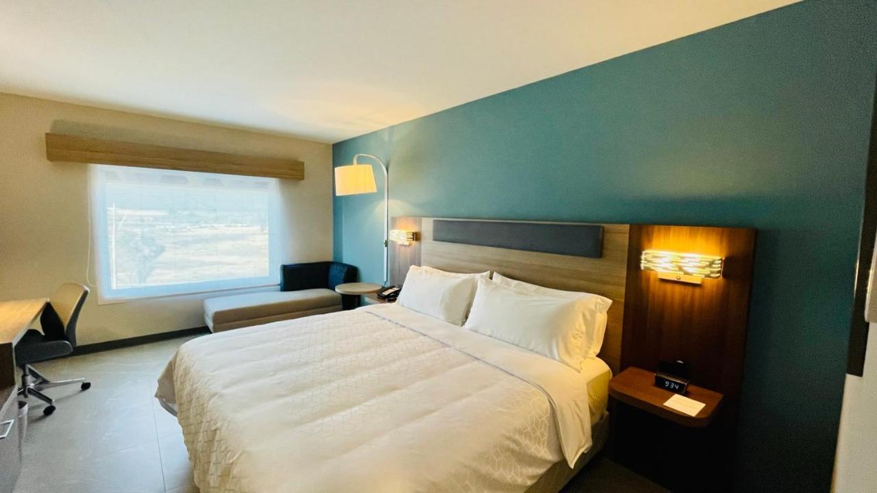Holiday Inn Express - Guadalajara Vallarta Poniente By Ihg سابوبان المظهر الخارجي الصورة