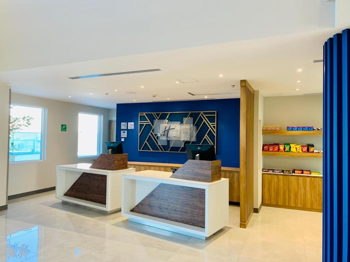 Holiday Inn Express - Guadalajara Vallarta Poniente By Ihg سابوبان المظهر الخارجي الصورة