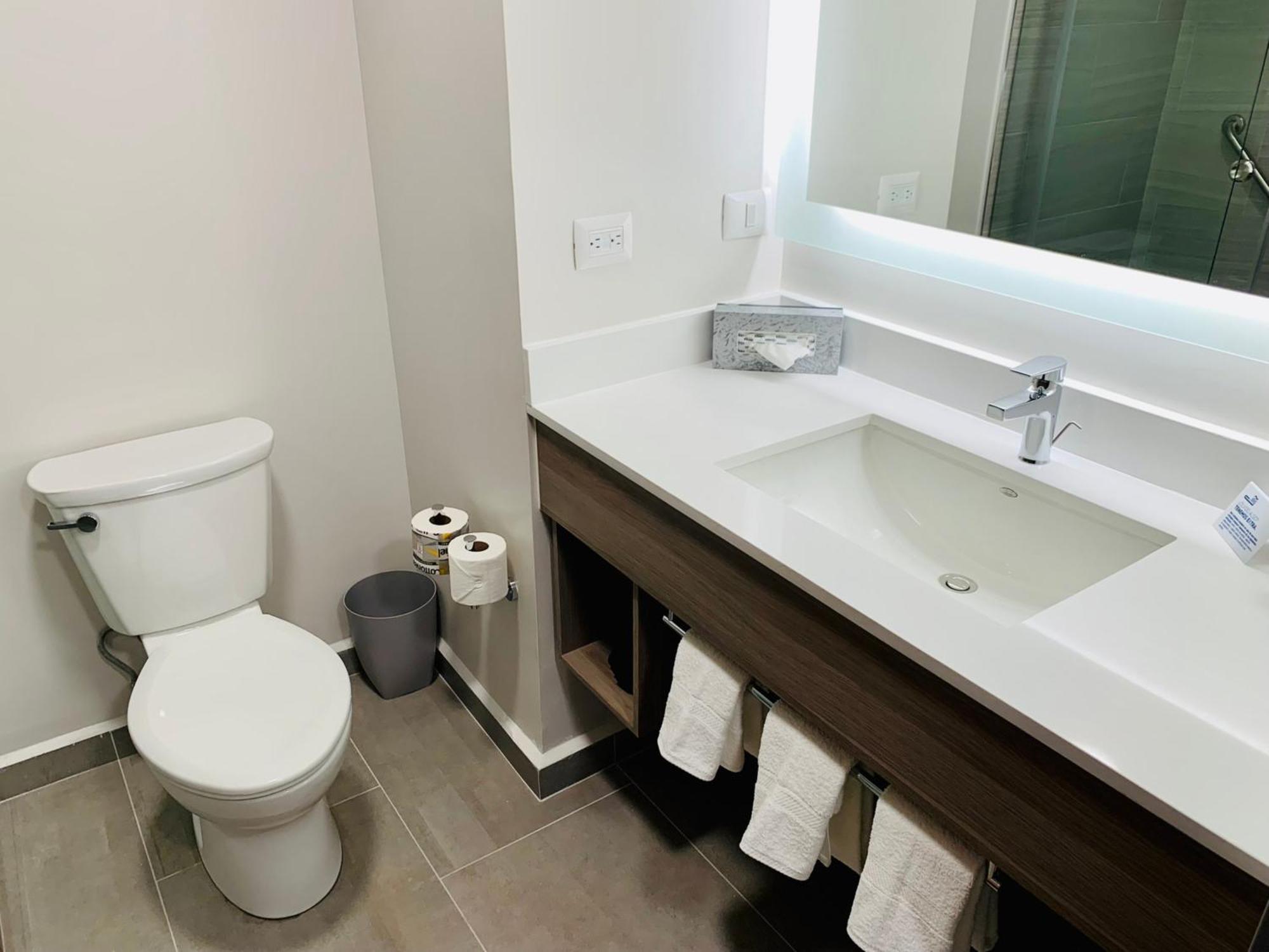 Holiday Inn Express - Guadalajara Vallarta Poniente By Ihg سابوبان المظهر الخارجي الصورة